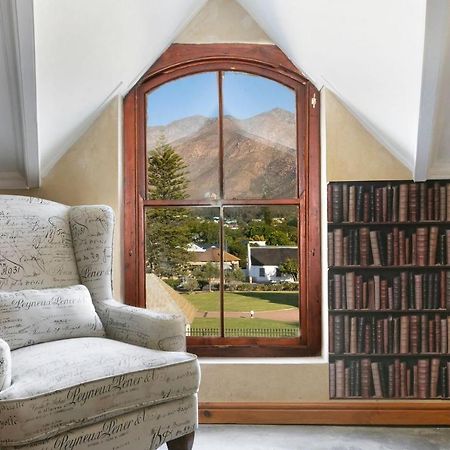 דירות J'S Audacious Living Montagu Self Catering מראה חיצוני תמונה